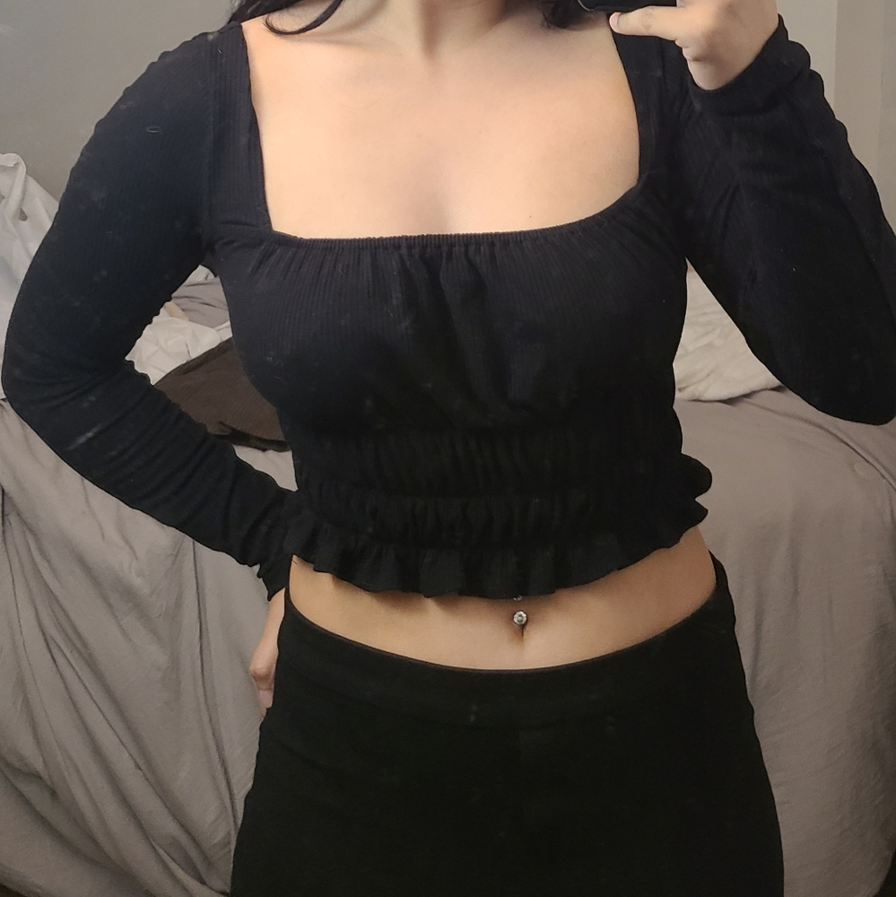 Square neck longsleeve